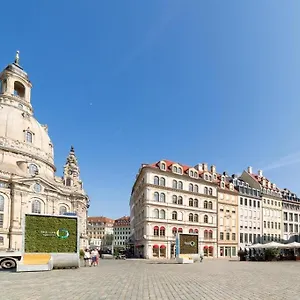 Neumarkt Apartmanhotel