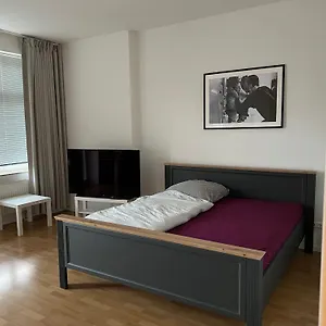 Apartment Fuer Kleine Und Grosse Reisegruppe, Dresden